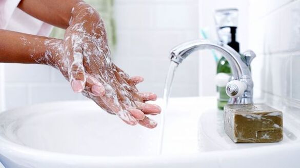 spălarea mâinilor pentru a preveni viermii